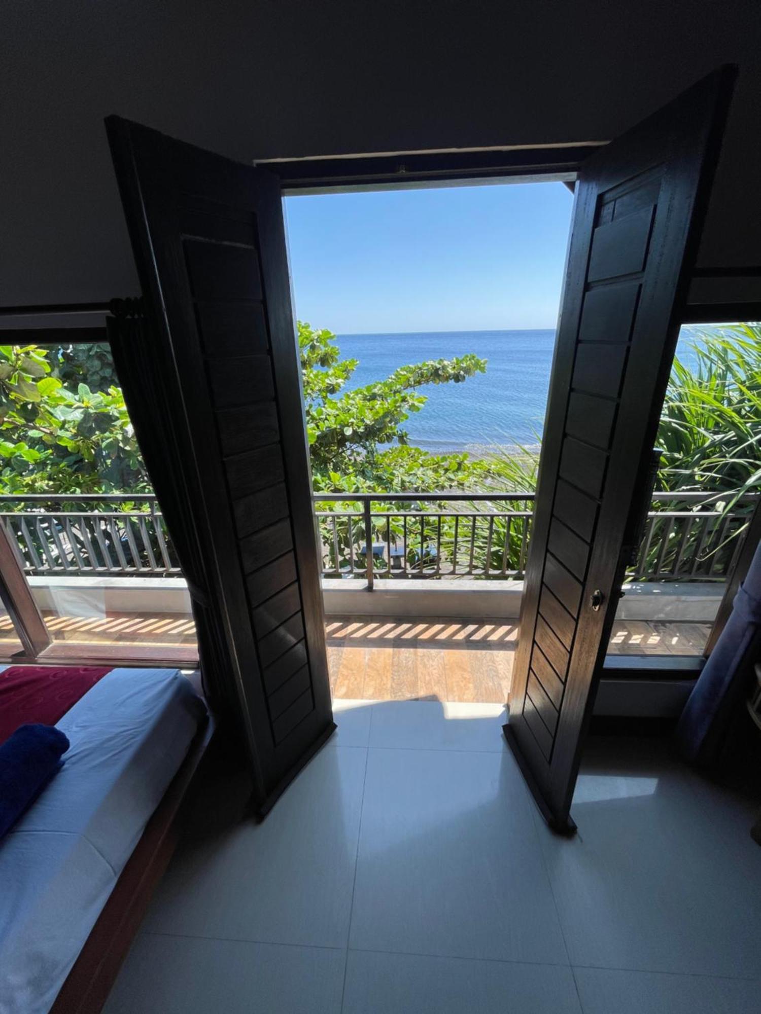 The Bbq Guest House Amed Екстериор снимка