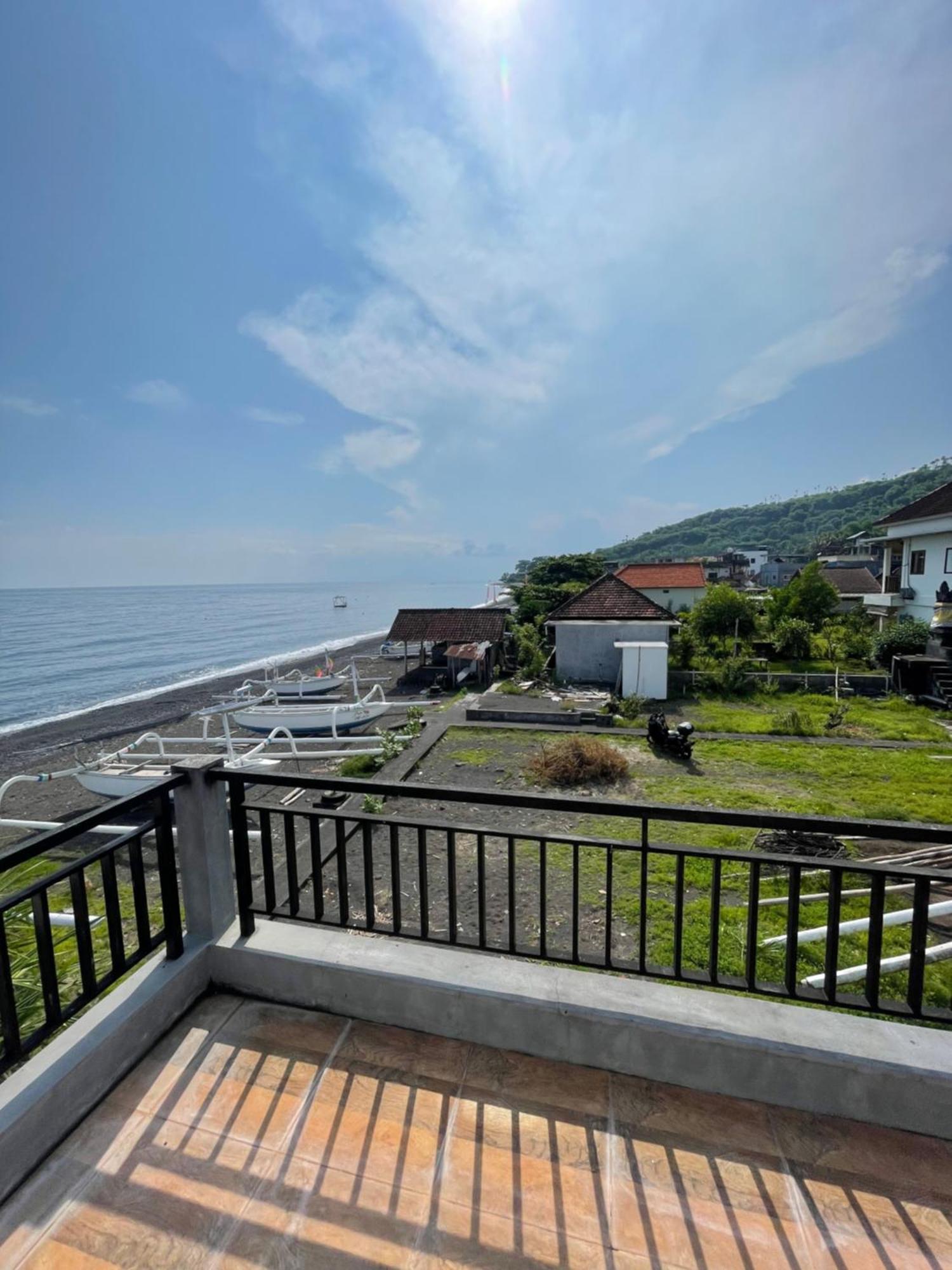 The Bbq Guest House Amed Екстериор снимка